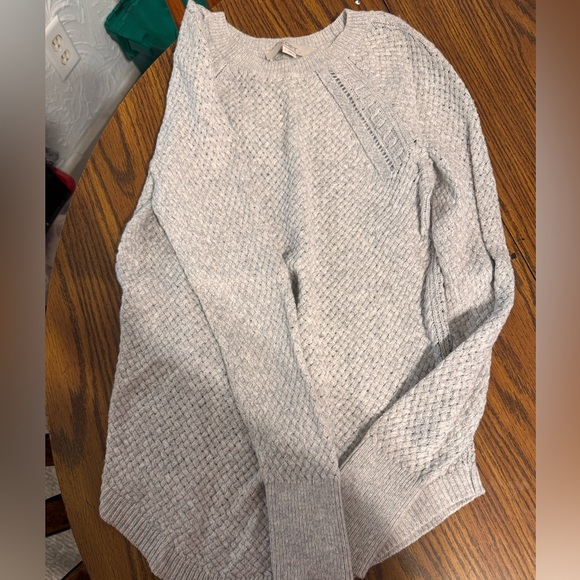 LOFT Light Gray Knit Sweater - Picture 1 of 2
